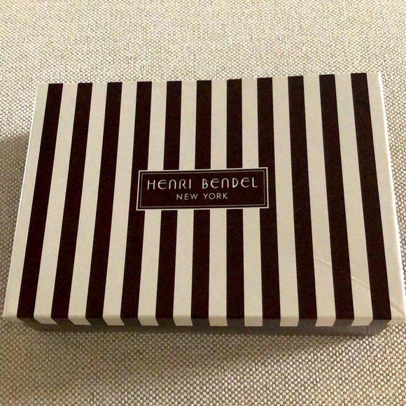 Henry Bendel Passport Holder - Picture 2 of 5